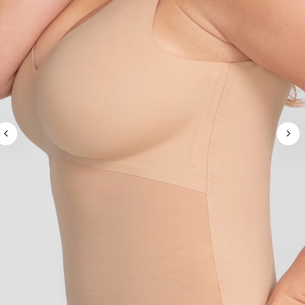 Honeylove Beige Shapewear Tank - Picture 2 of 13